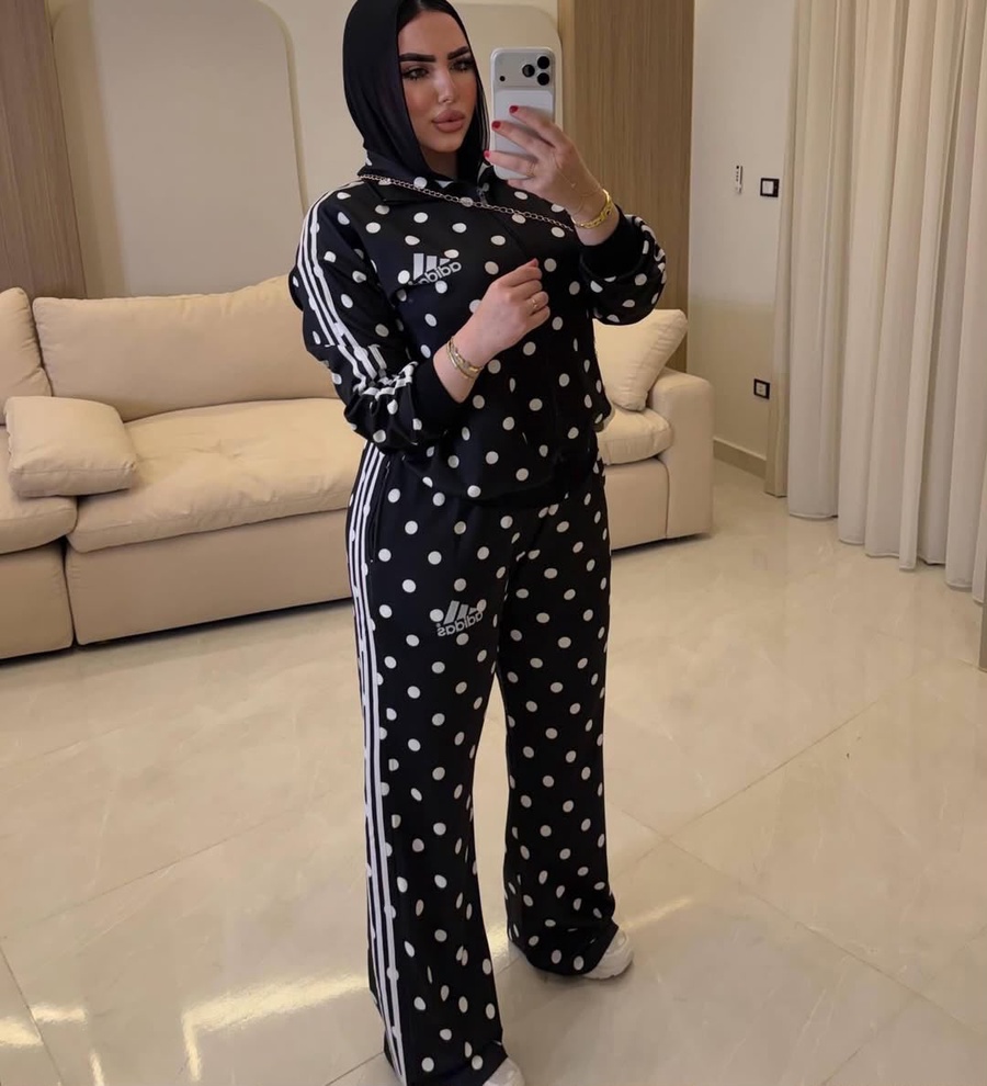 سوت Adidas منقط حريمي Oversized | جاكيت وبنطلون