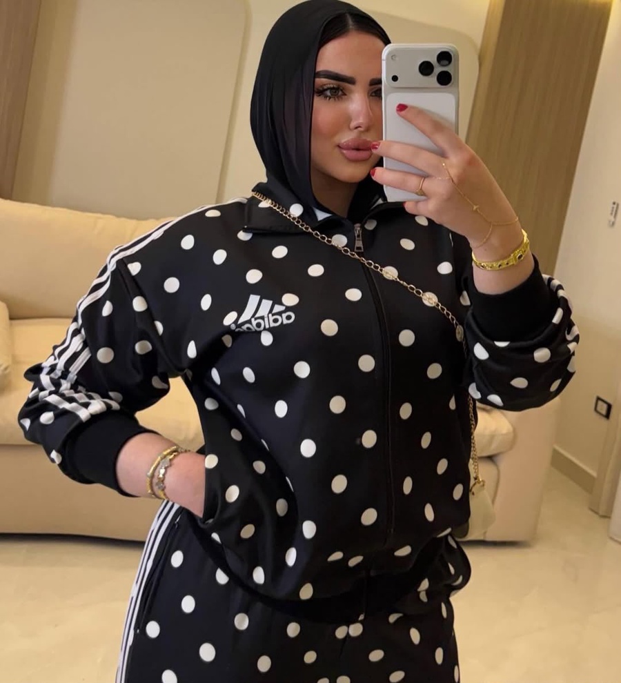 سوت Adidas منقط حريمي Oversized | جاكيت وبنطلون