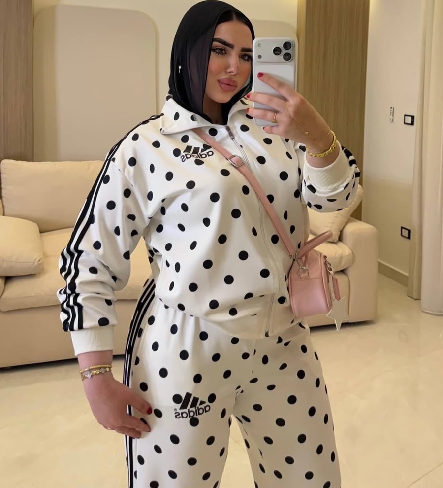 سوت Adidas منقط حريمي Oversized | جاكيت وبنطلون