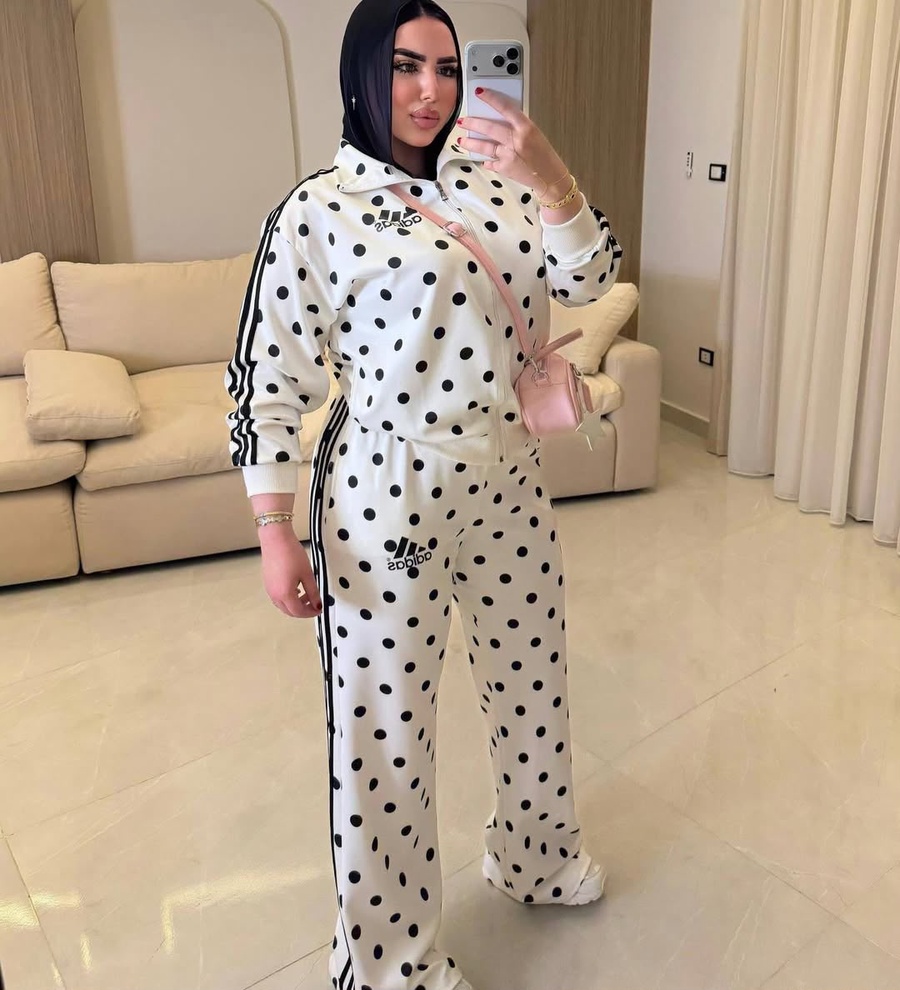 سوت Adidas منقط حريمي Oversized | جاكيت وبنطلون
