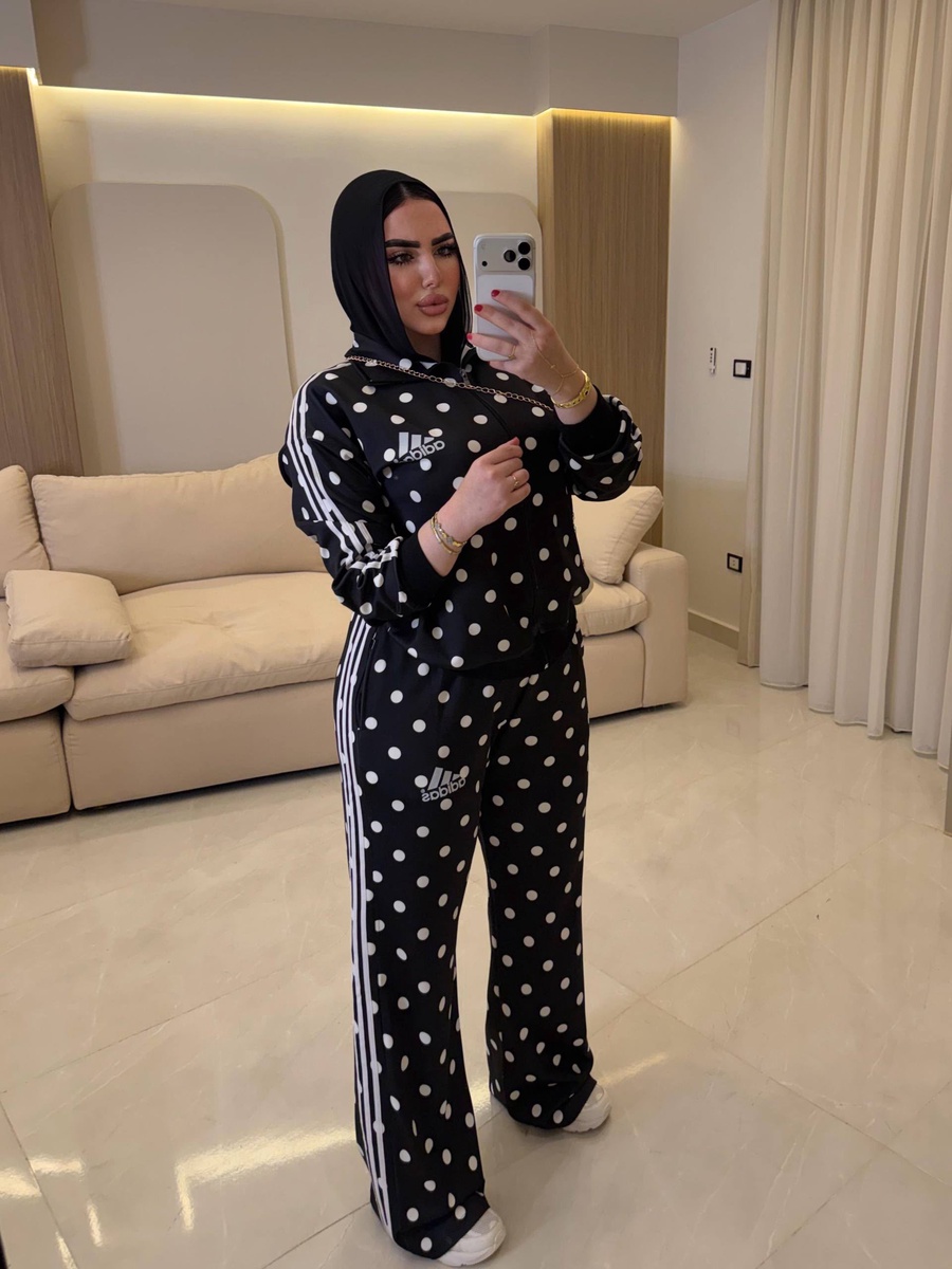 سوت Adidas منقط حريمي Oversized | جاكيت وبنطلون
