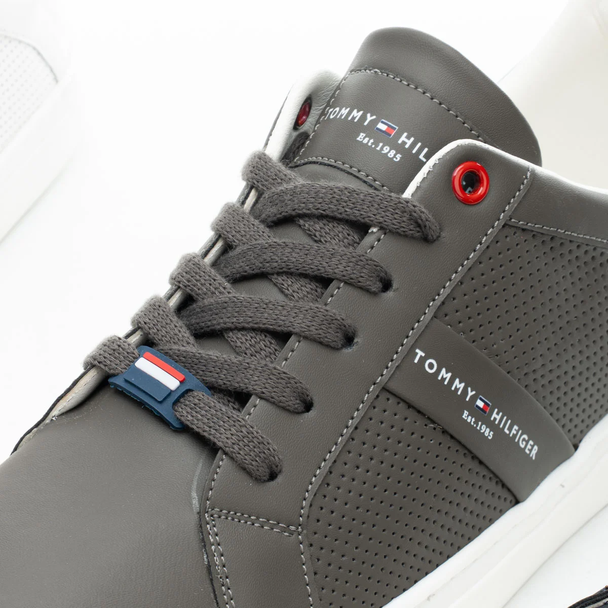 TommyInspired Flat Sneaker–KV25