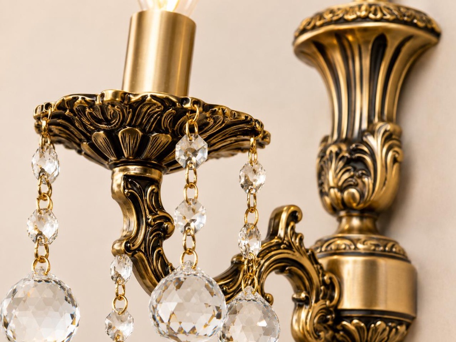 BRASS WALL LAMPS