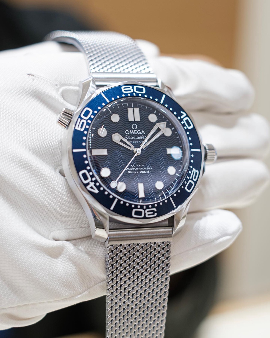 Diver 300M James Bond 60th anniversary Master