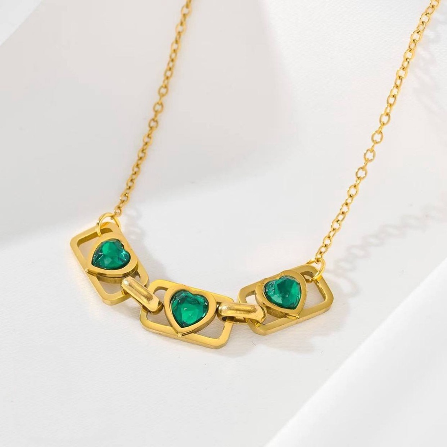 Emerald green heart