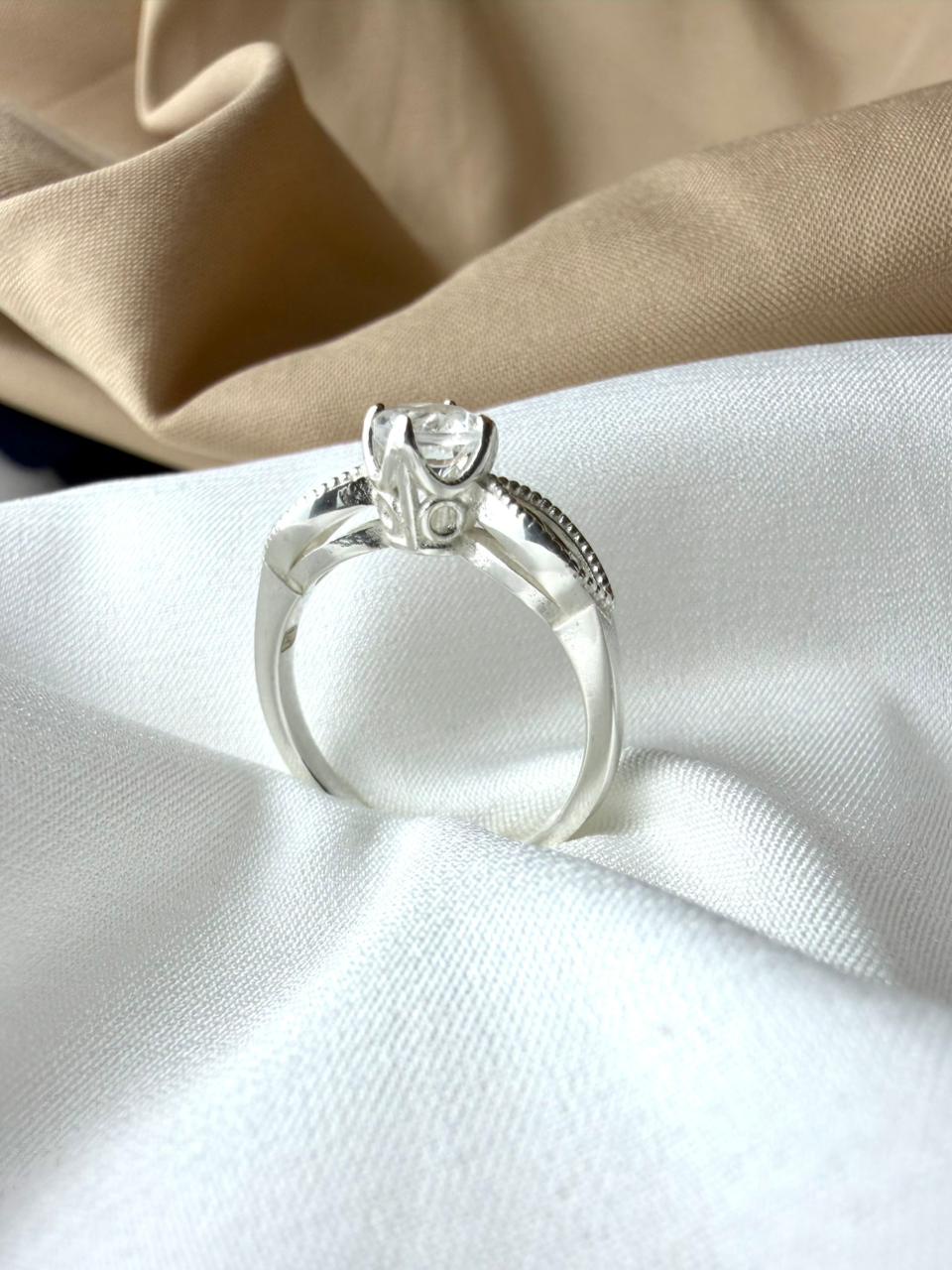Topaz 925 Silver Ring - IGI certified 