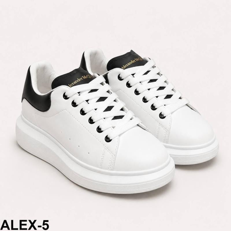 كوتش Alex