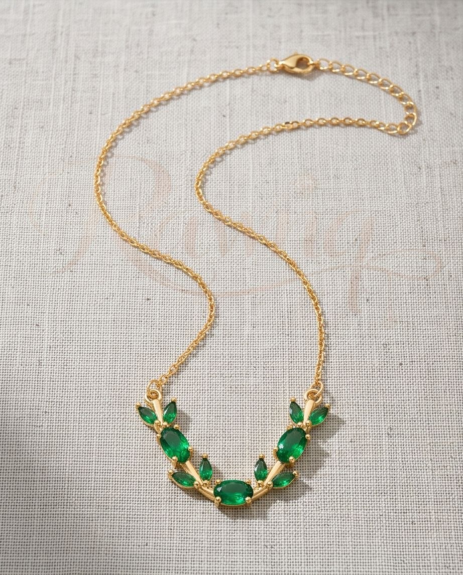  Rawnq Stainless Steel Gold Tulip Necklace (Green)  