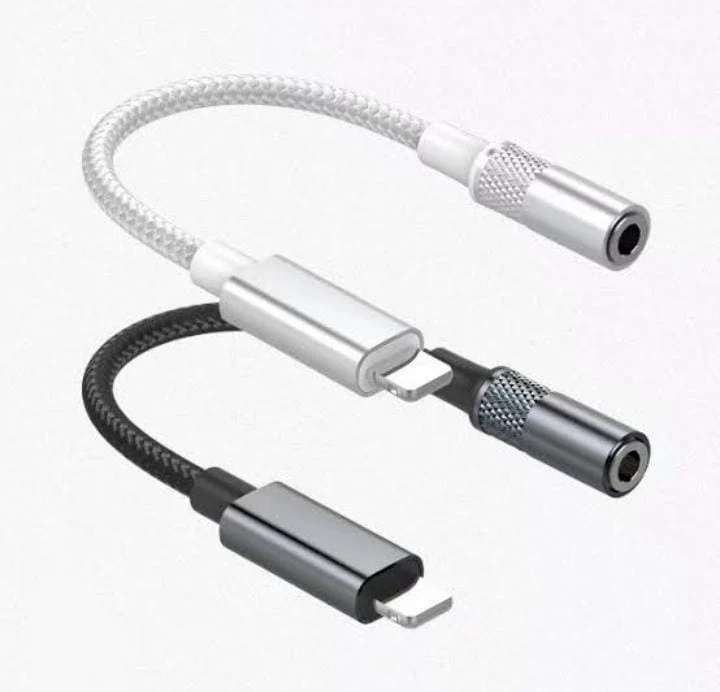 لادنيو كونفيرتر أدبتور (لايتينج تو 3.5 مليميتر فيميل أدبتور)- LDNIO Converter Adapter (Lightning To 3.5 MM Female Adapter) (130mm) LS-Y80i