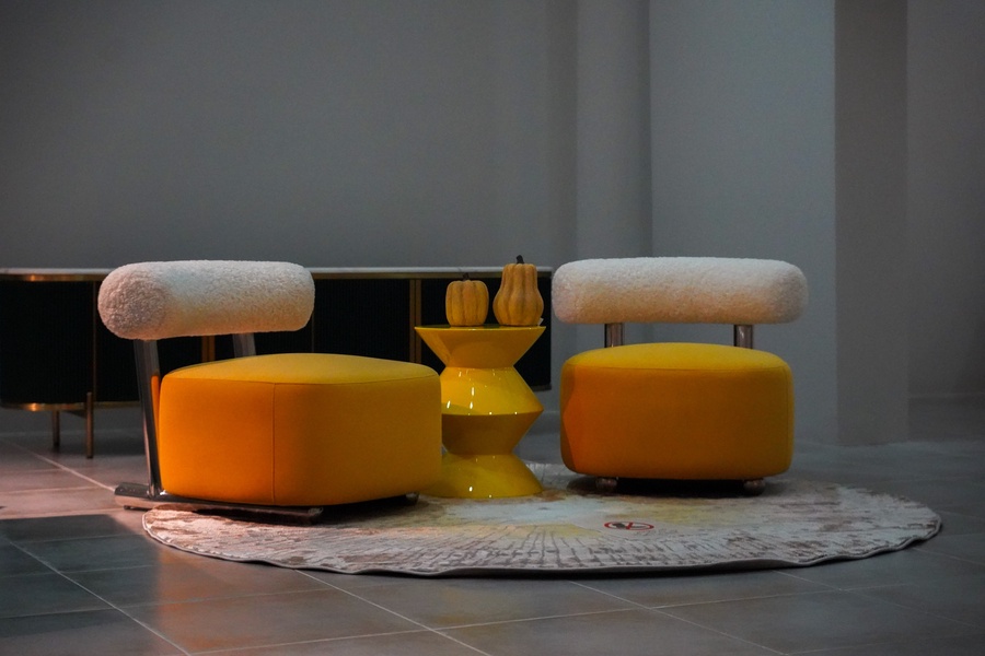 كرسي جانبي شاموا و قماش باندا  - أصفر