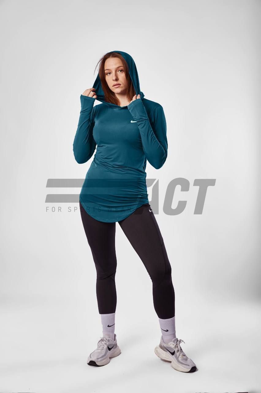 تيشيرت رياضي حريمي كابيشو كم طويل | Women's Hooded Sports Top