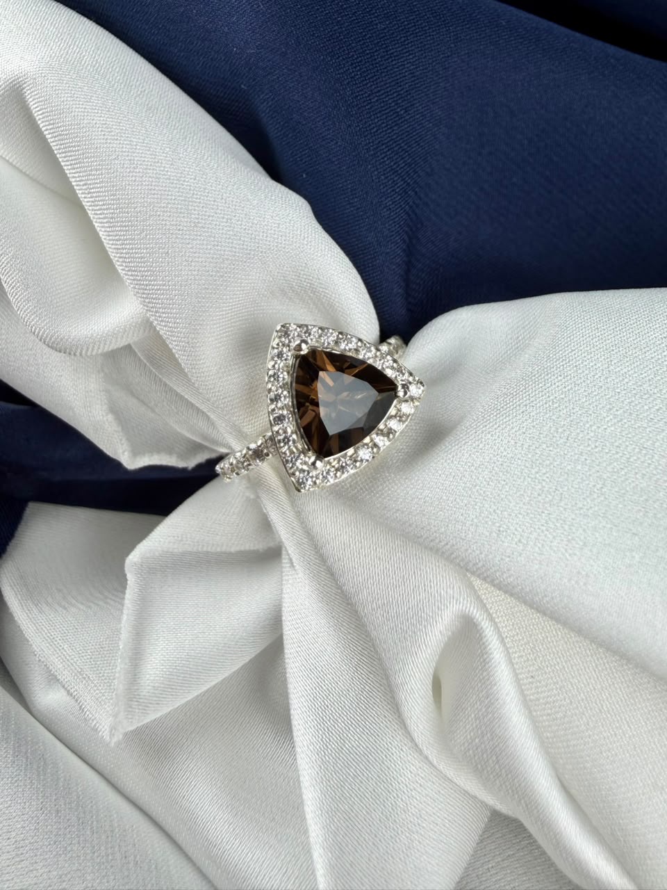 Smoky Quartz 925 Silver Ring - IGI certified 