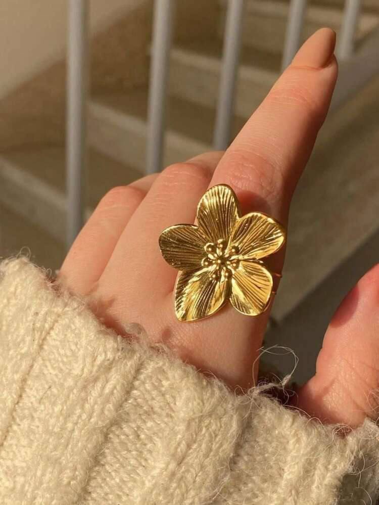 Golden Flower Ring