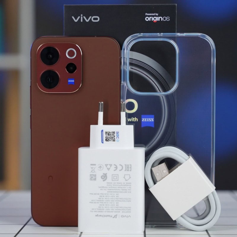 فيفو في 70 فايف جي -vivo V70 5G
