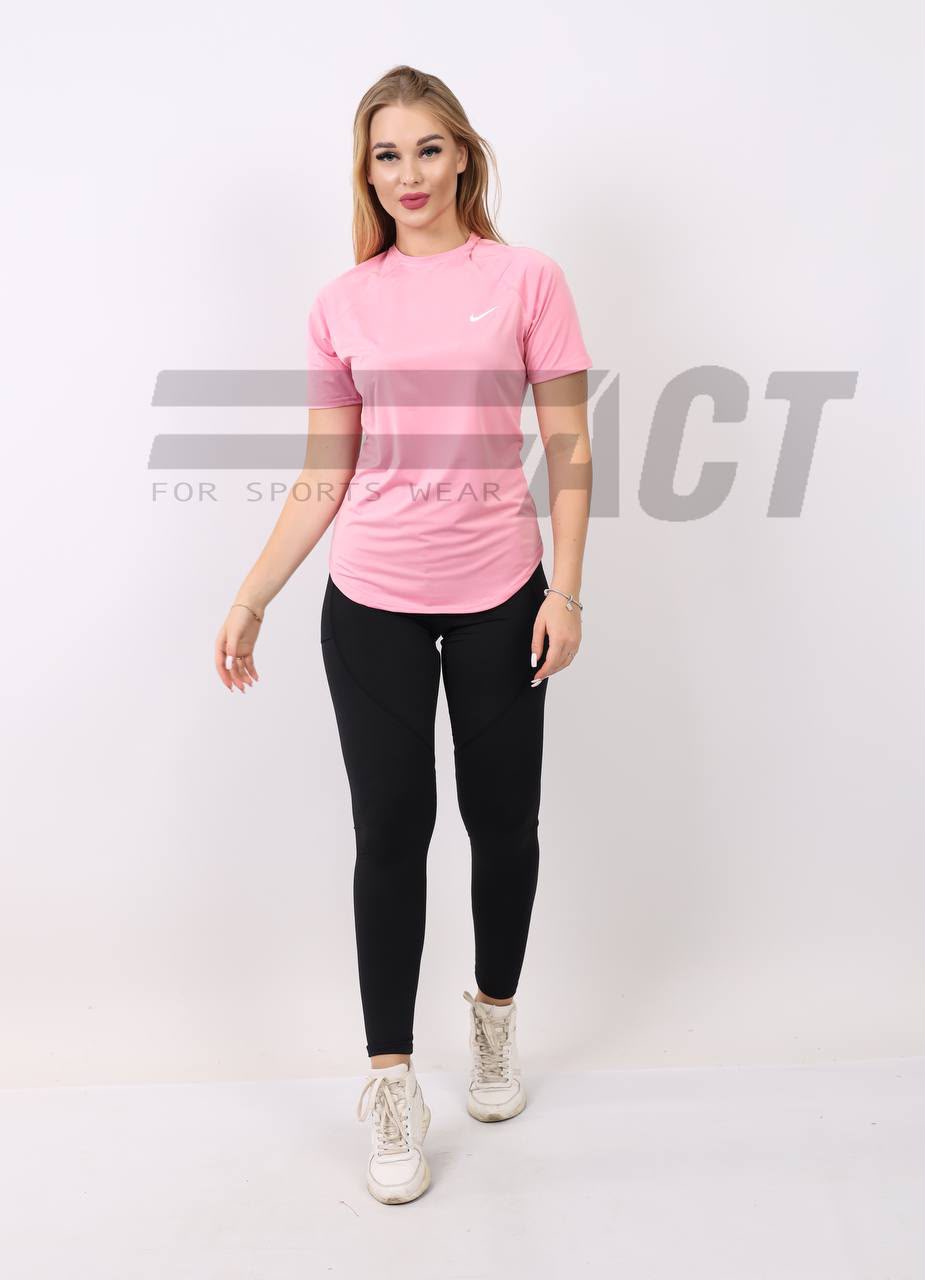 تيشيرت رياضي حريمي نص كم | Women's Sports T-Shirt