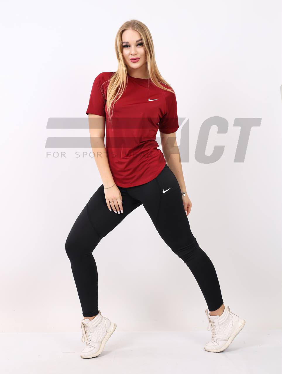 تيشيرت رياضي حريمي نص كم | Women's Sports T-Shirt