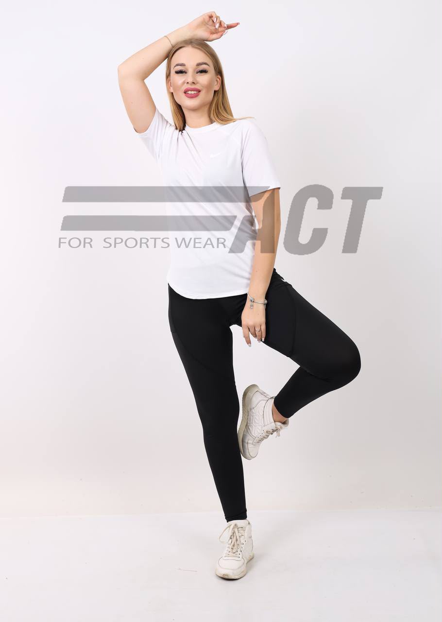تيشيرت رياضي حريمي نص كم | Women's Sports T-Shirt