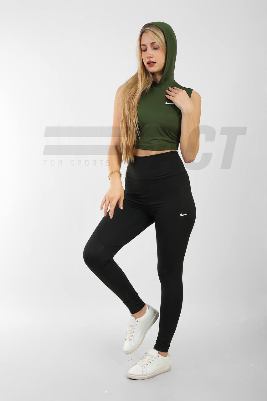 كروب كت رياضي حريمي بكابيشو | Women's Sleeveless Crop Hoodie