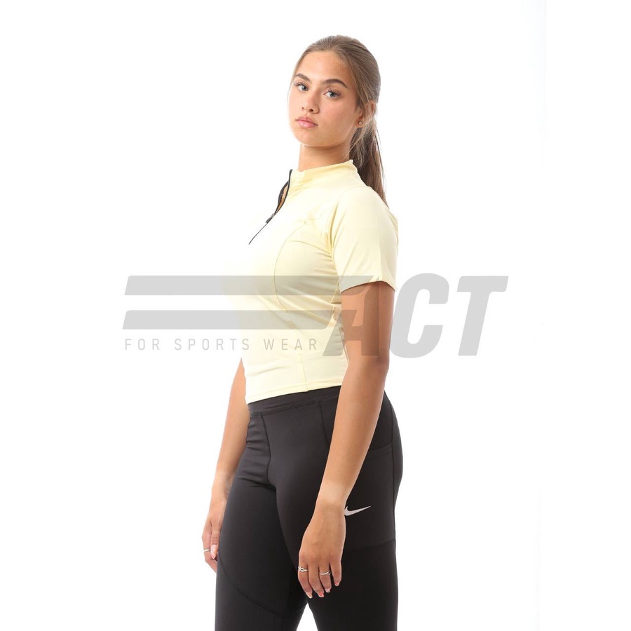 تيشيرت رياضي حريمي نص كم نص سوستة | Women's Short Sleeve Half Zip Sports Top