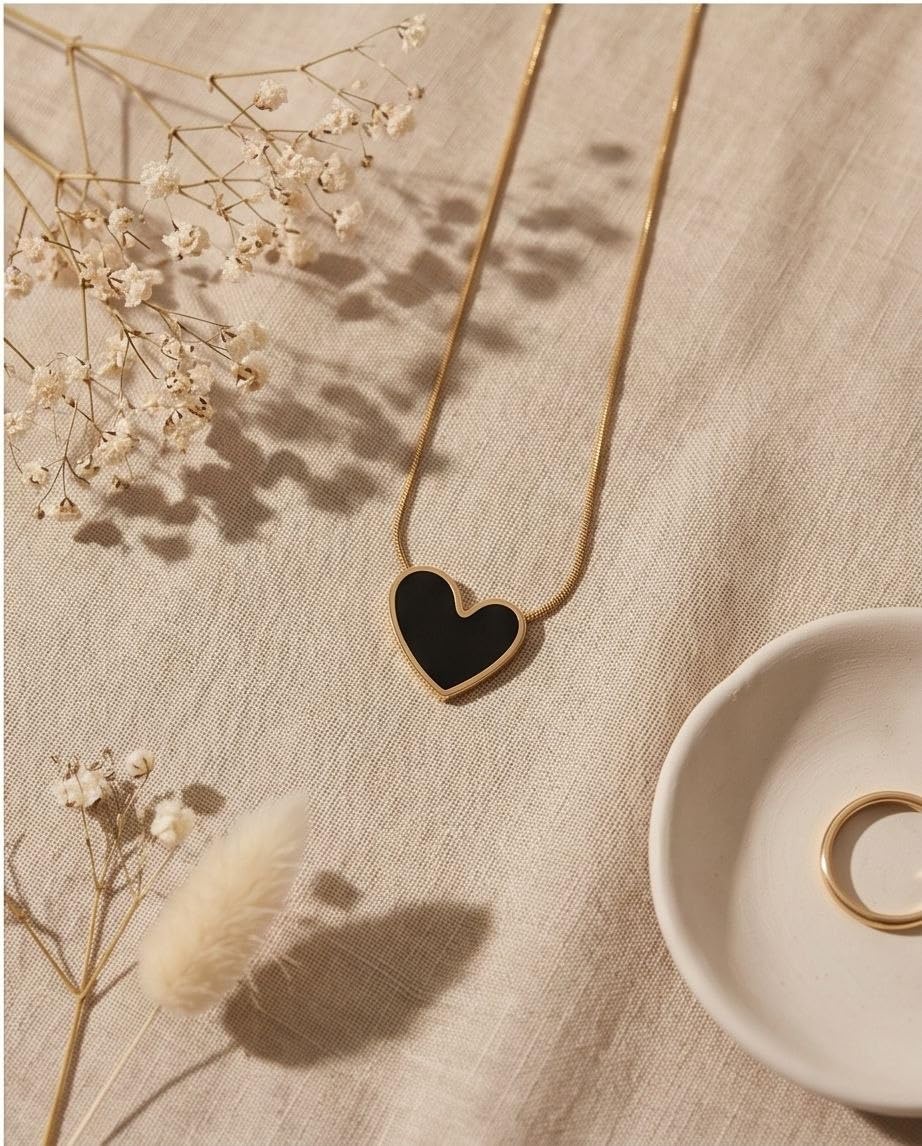 rawnq Gold Plated Stainless Steel Black Enamel Heart Pendant Necklace for Women