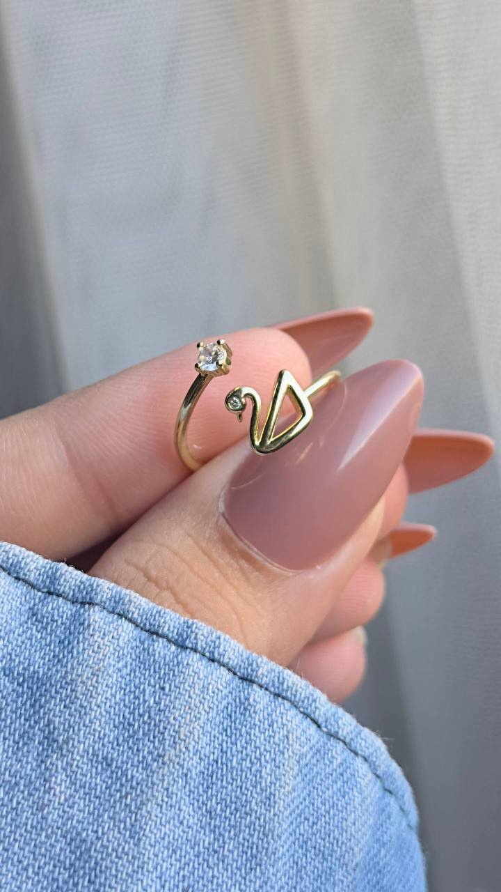 Elegant Swan Ring