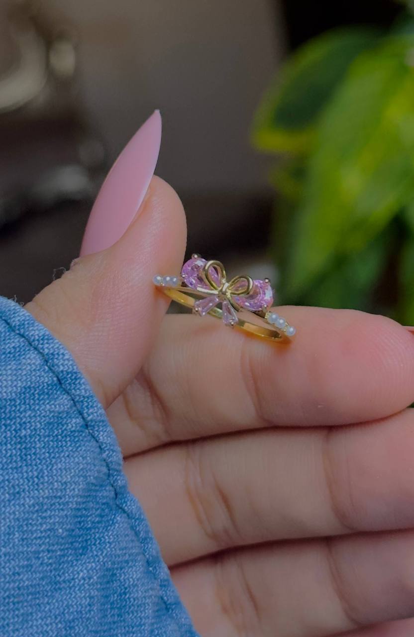 Rose Gold Twilight Ribbon Ring