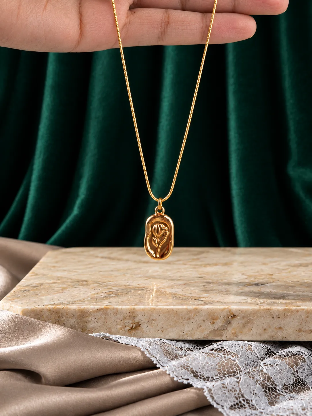 Golden Flower Neckalce