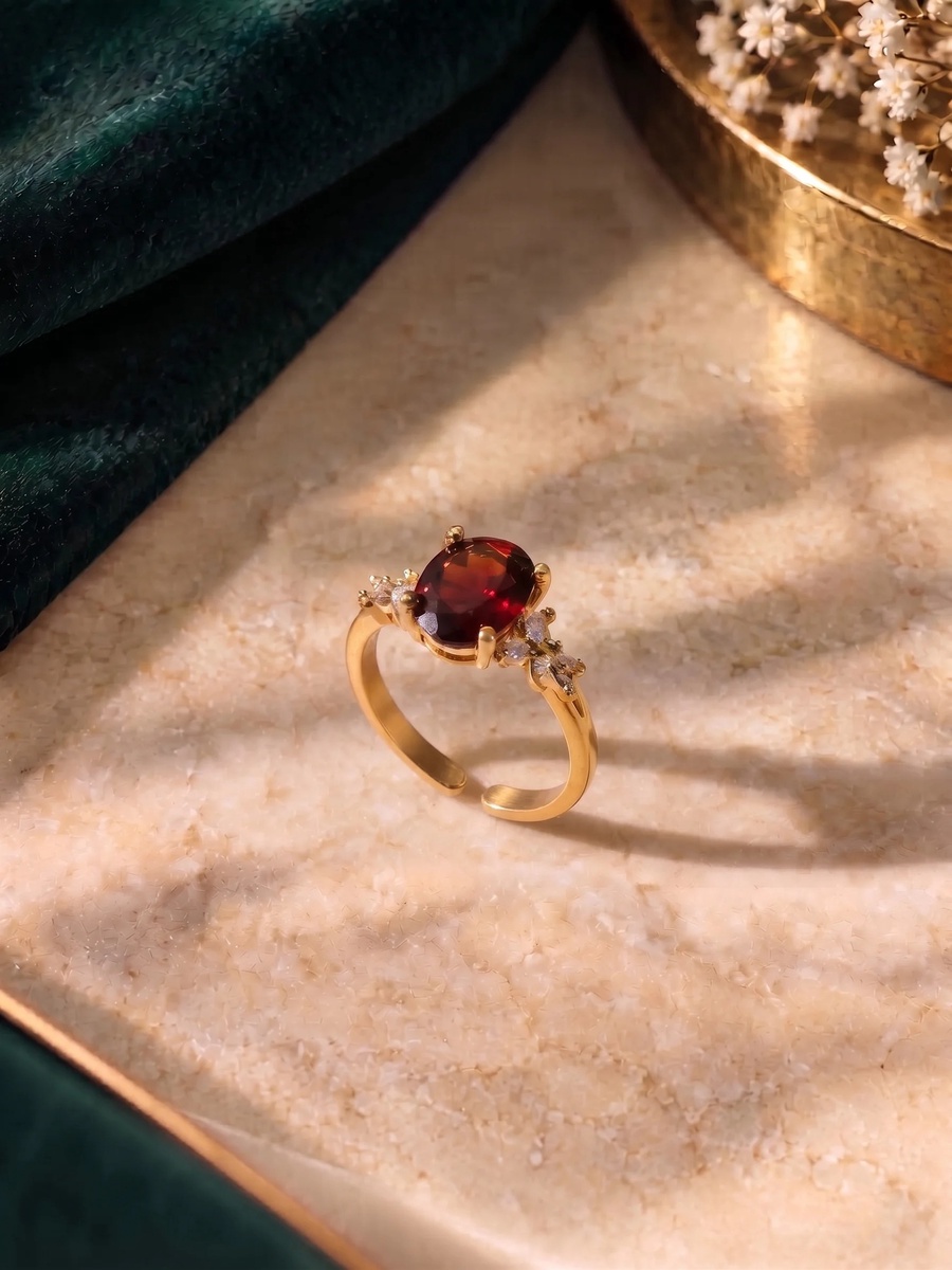 Oval Garnet Ring