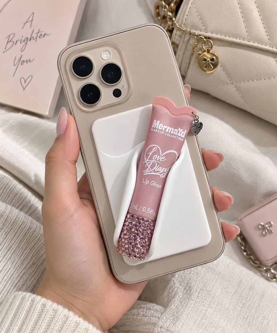 Phone Pocket | جيب لاصق للهاتف