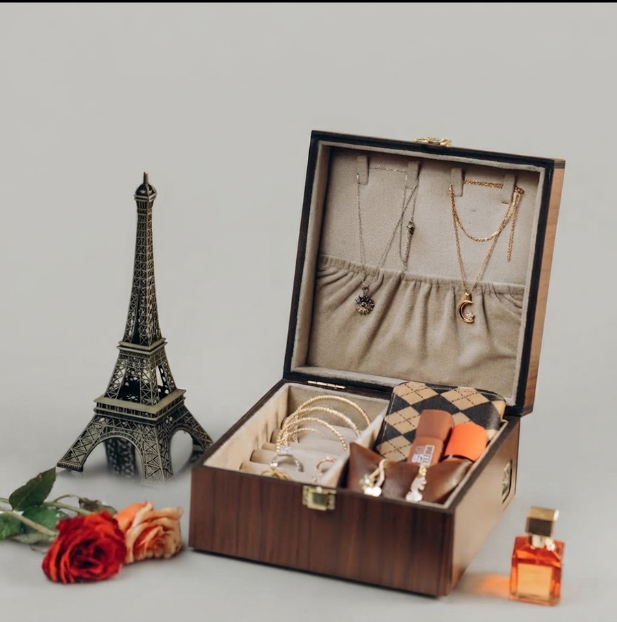 Elegance Organizer | منظم الأناقة