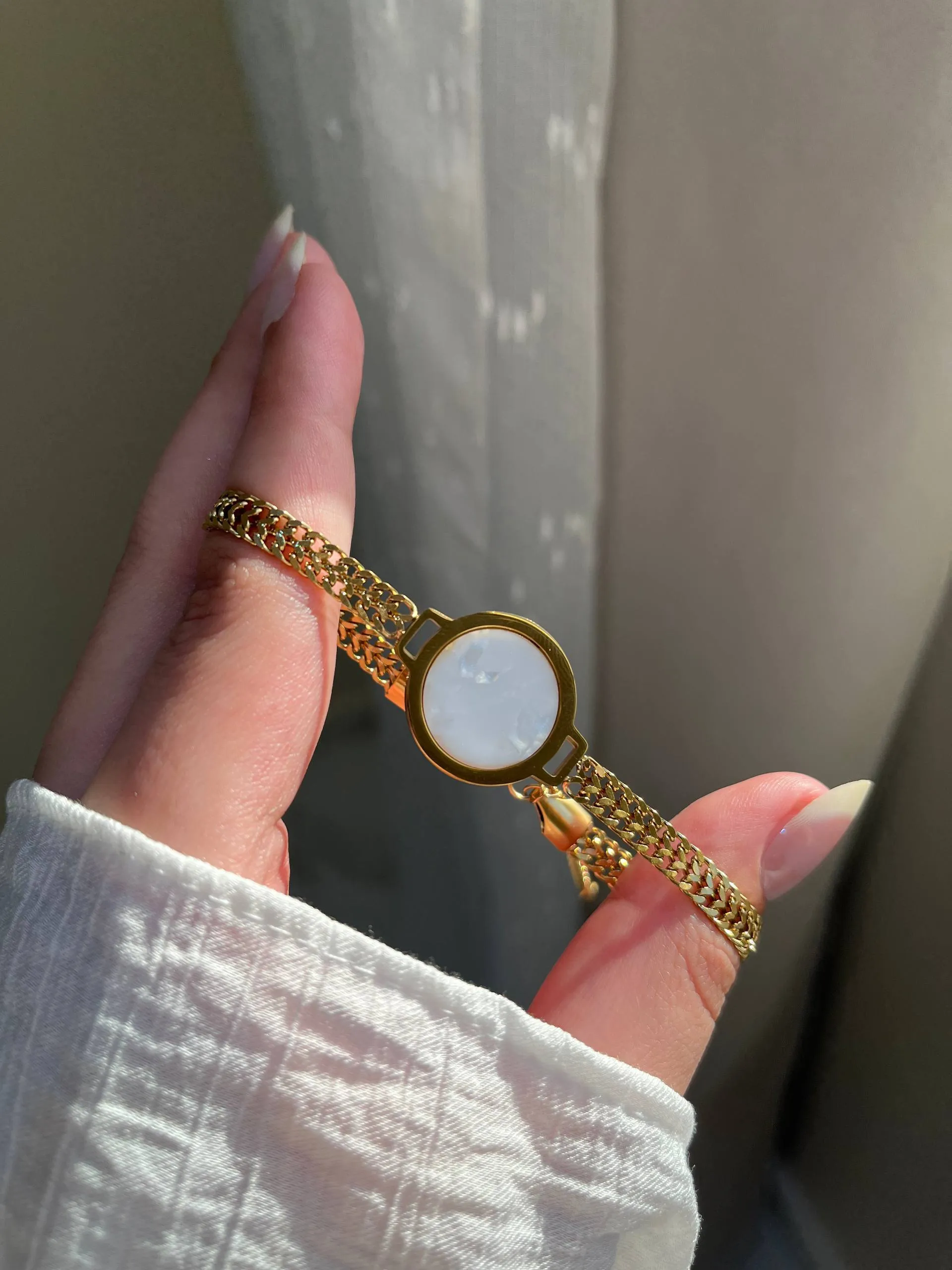 White Circle Bracelet