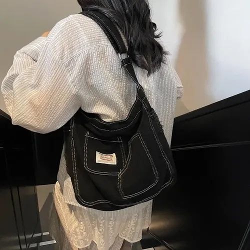 شنطة جينز كروس وكتف بناتي  - تصميم "Denim "بتفاصيل عصرية مميزة | Demand & Beyond