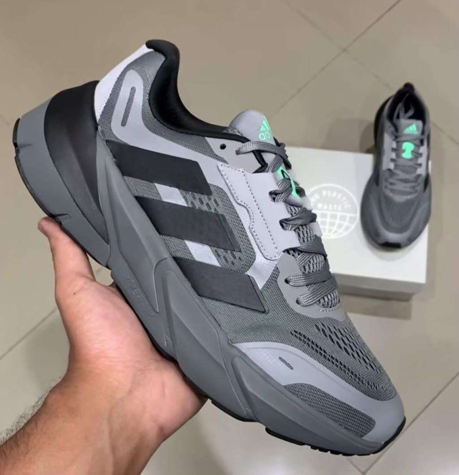 ADIDAS ADISTAR 2.0 Gray