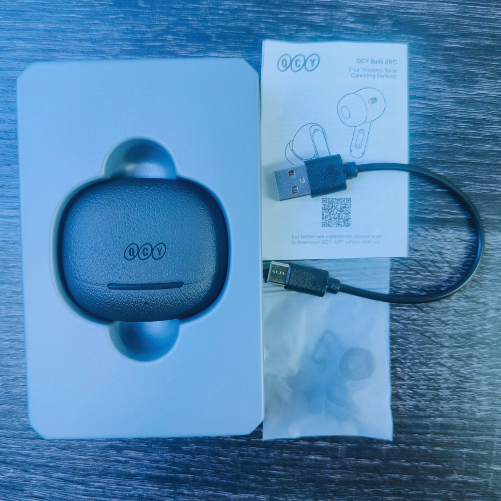 سماعة QCY HT15 اللاسلكية