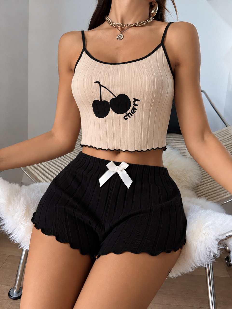 طقم بيجامة مضلع كرز وتوب بحمالات | Cherry Ribbed Cami Set PJ003
