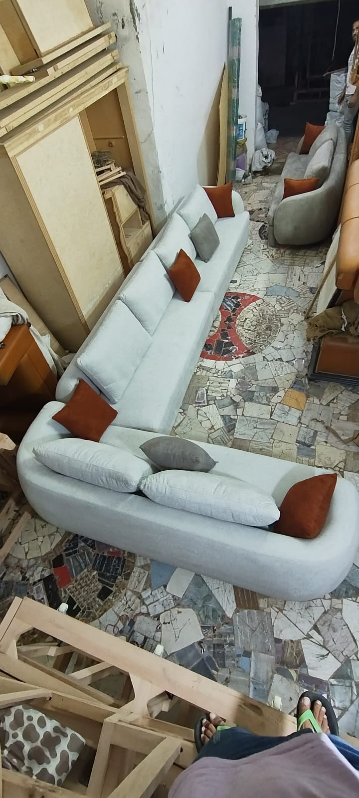 ديوان مودرن