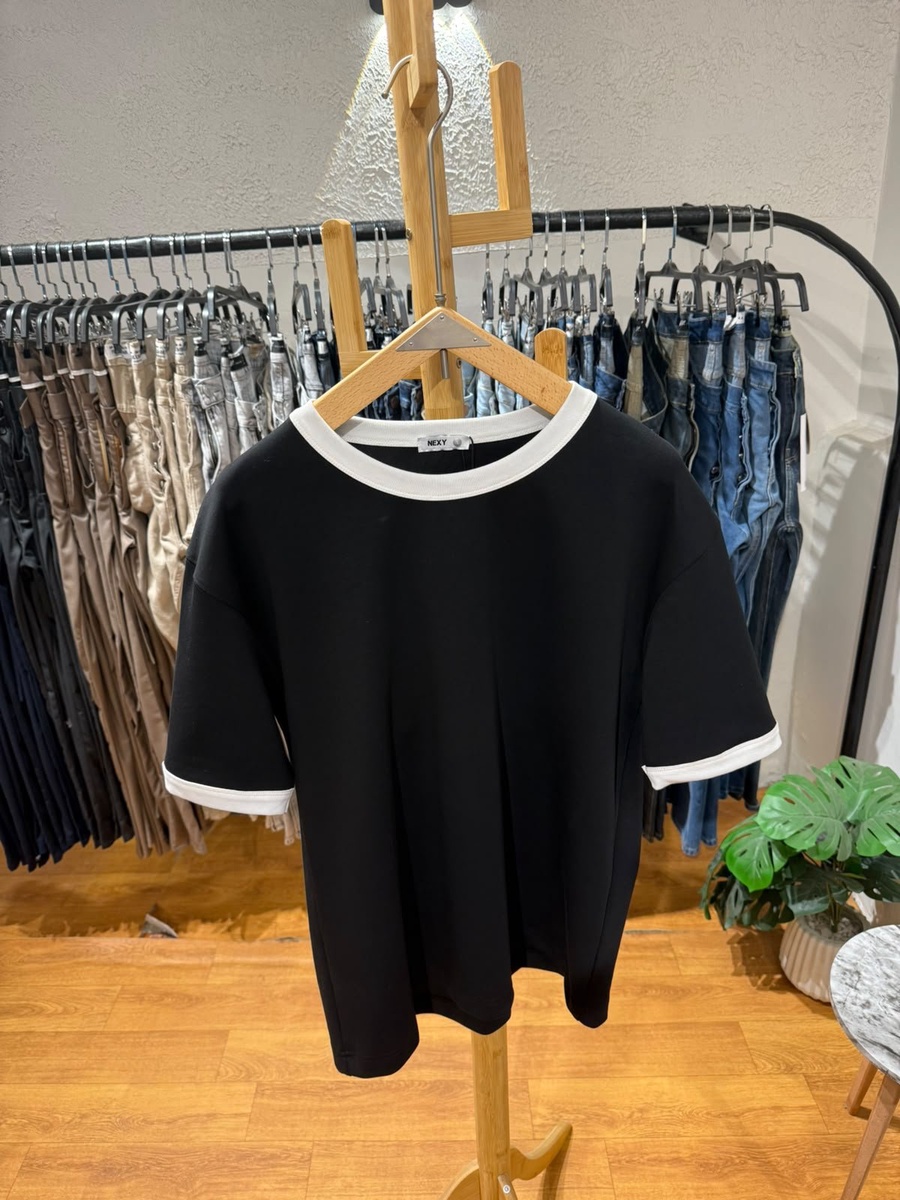 تيشيرت رينجر أسود — Black Ringer Tee