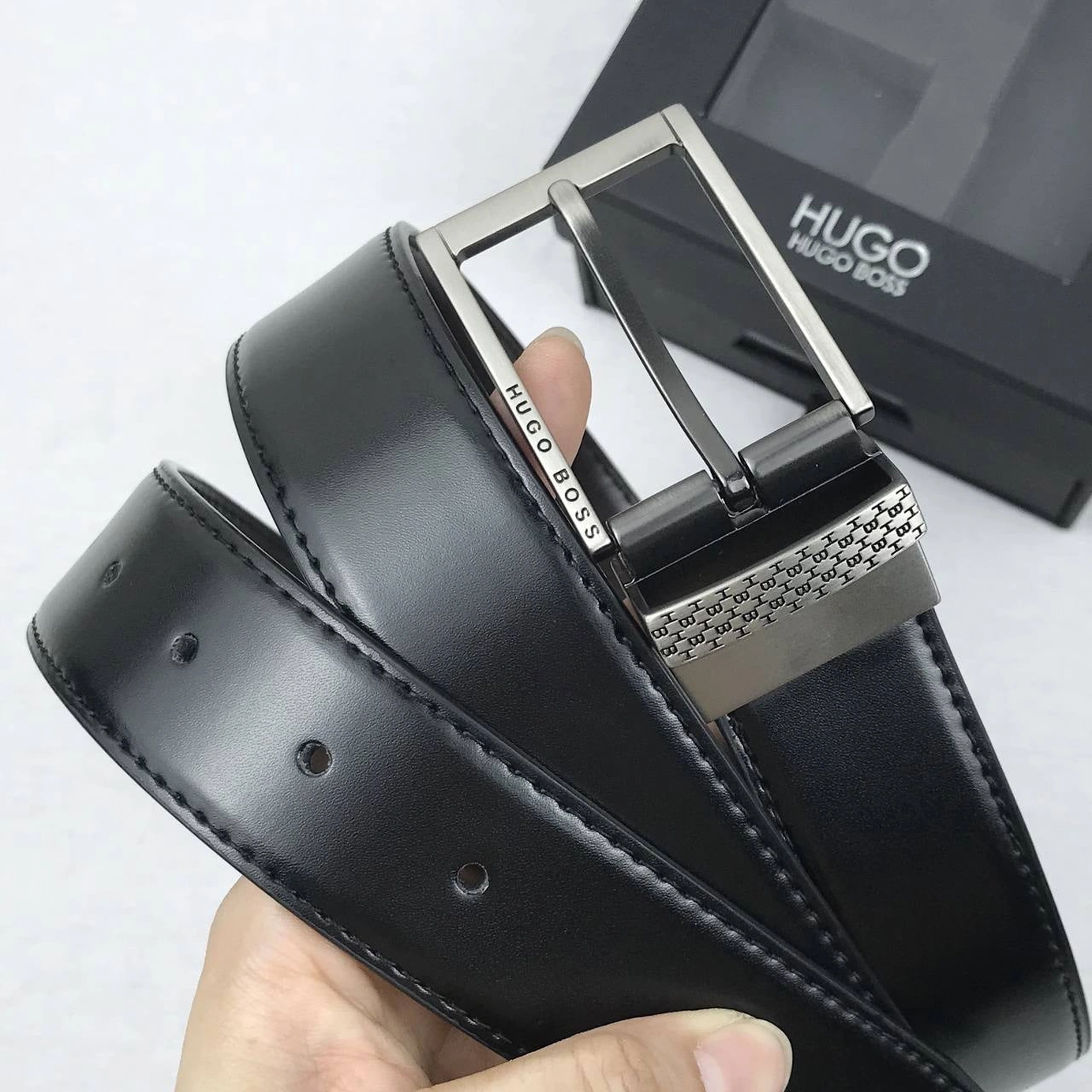 Hugo Boss Men’s Leather Belt Set  2-Interchangeable Buckles #05
