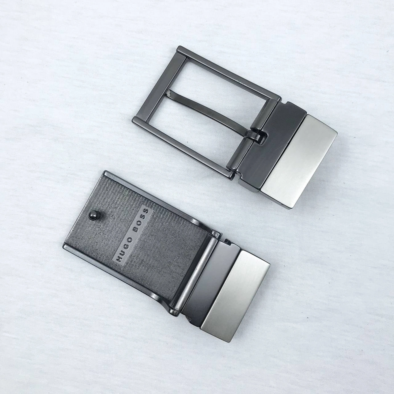 Hugo Boss Men’s Leather Belt Set  2-Interchangeable Buckles #05