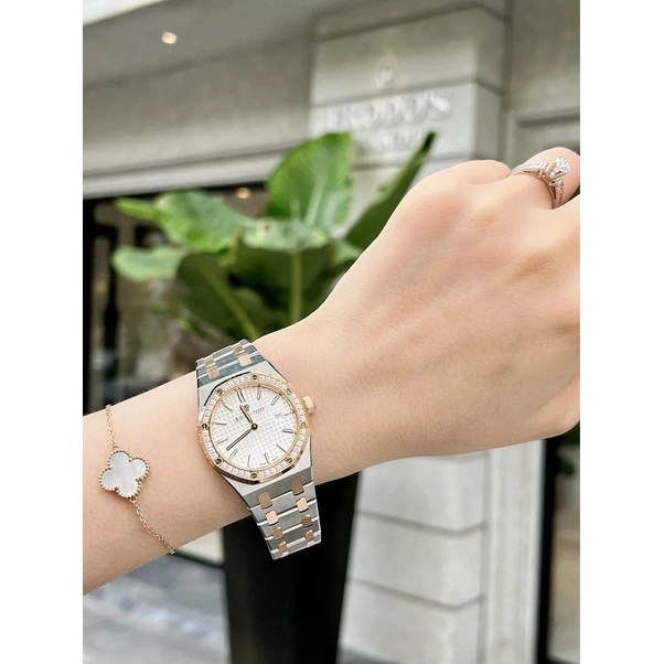 Audemars Piguet Watch For Women - Royal Oak - Ref. 67651SR.ZZ.1261SR.01