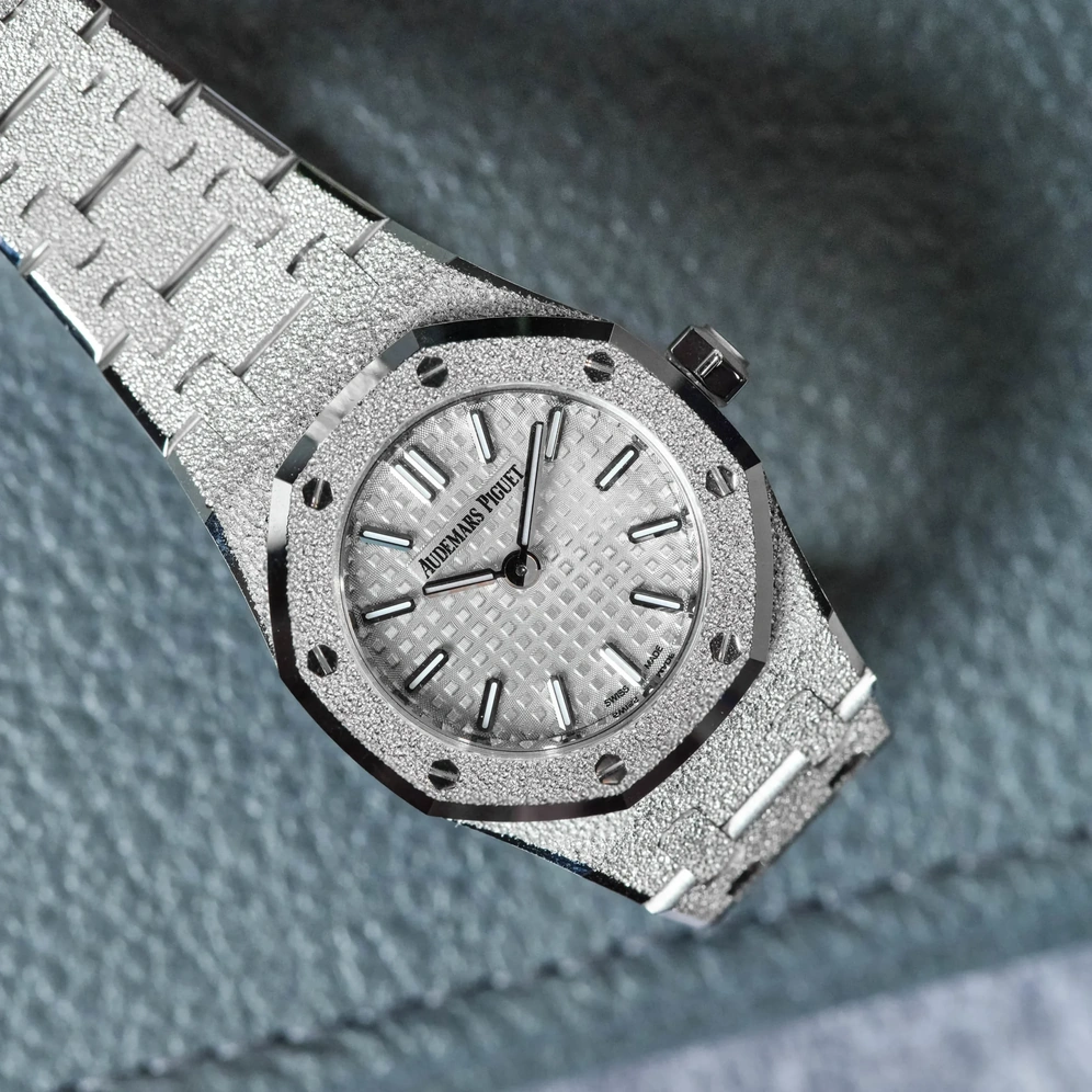 Audemars Piguet Watch For Women - Royal Oak Mini Frosted Gold Quartz - Ref. 67630BC.GG.1312BC.01