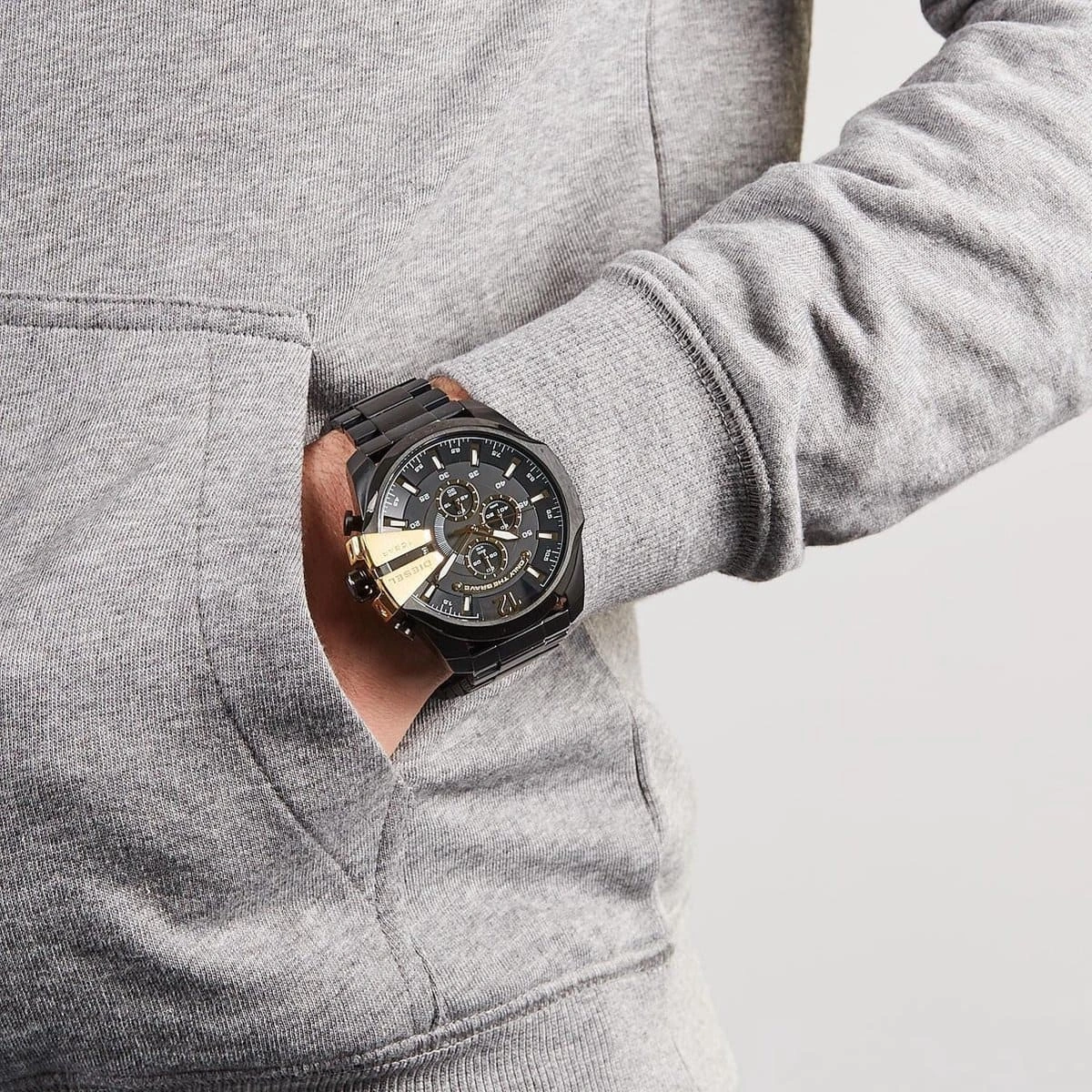 Diesel Watch For Men DZ4338 (DZ4338)