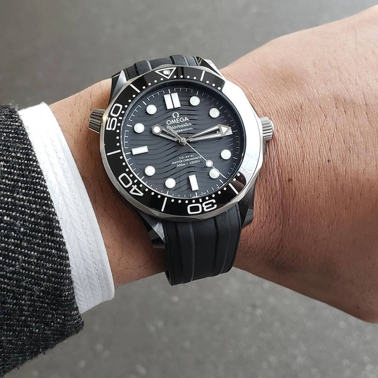 Omega Watch For Men - Seamaster Diver 300M, Black Ceramic Titanium, 44 mm, Black Dial - Ref. 210.92.44.20.01.001