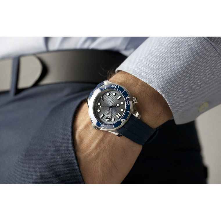 Omega Watch For Men - Seamaster Diver 300M, Steel on Grey Rubber Strap - Ref. 210.32.42.20.06.001