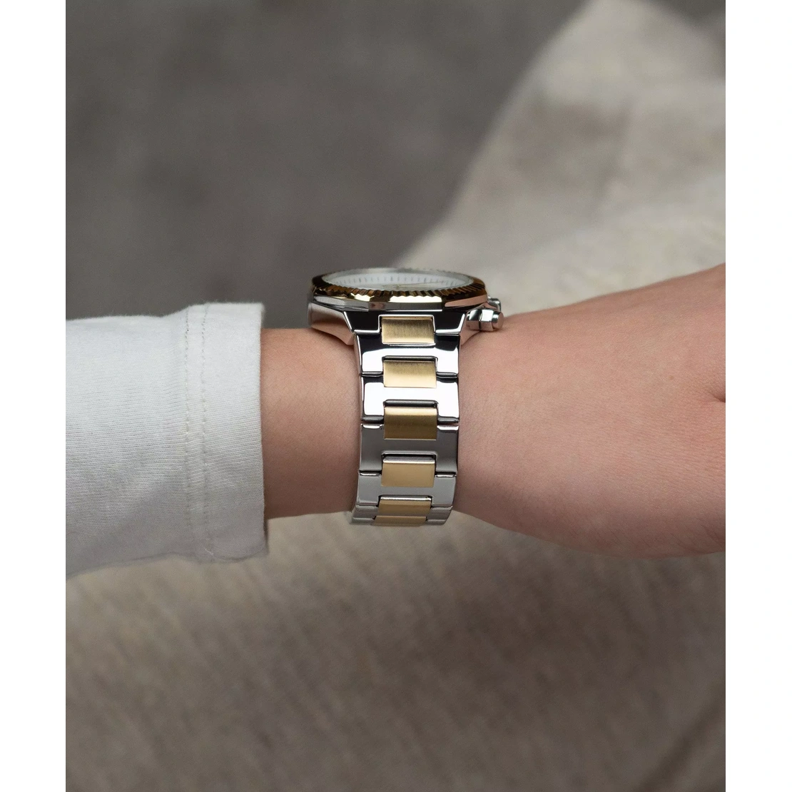 Guess Watch For Women - Ref. GW0769L3