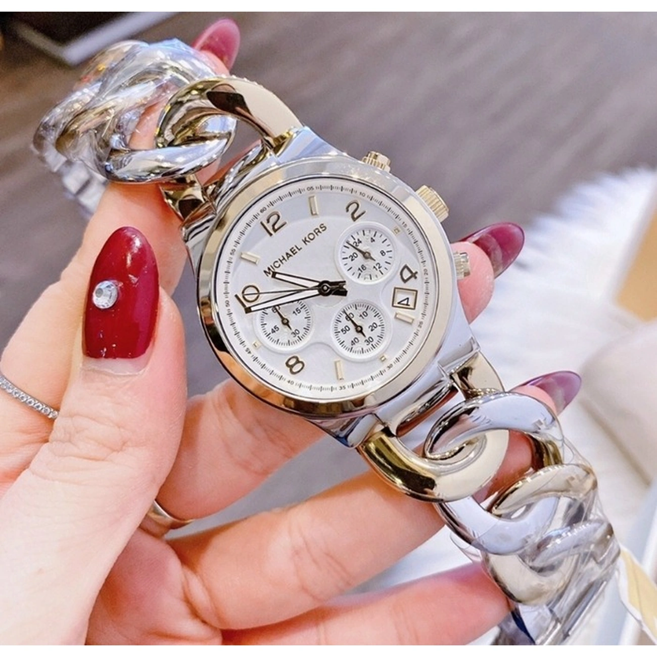 Michael Kors Watch For Women - Runway - Ref. MK3199