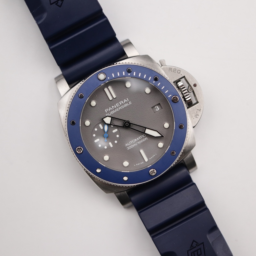 Panerai Watch For Men - Luminor Submersible 42 Automatic Blue Ceramic