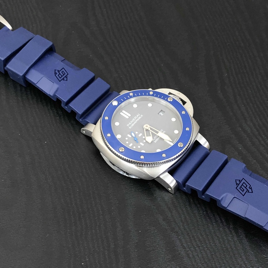 Panerai Watch For Men - Luminor Submersible 42 Automatic Blue Ceramic