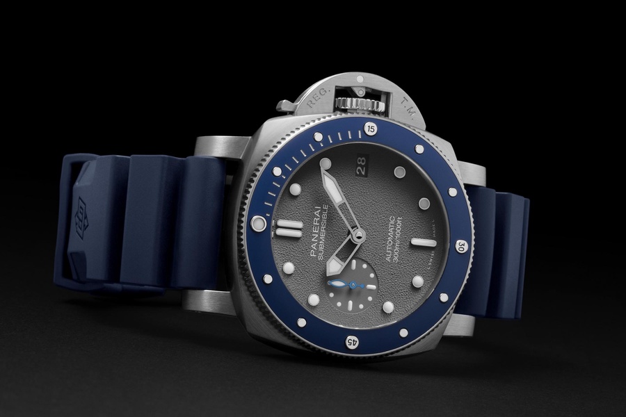 Panerai Watch For Men - Luminor Submersible 42 Automatic Blue Ceramic