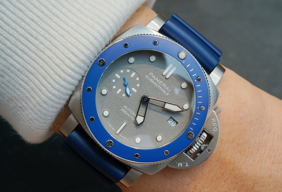 Panerai Watch For Men - Luminor Submersible 42 Automatic Blue Ceramic